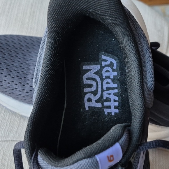 Brooks Anthem 6 Size 7.5 Steel Gray/Lavender Accents Athletic Shoes. Retail $93. - Picture 8 of 9